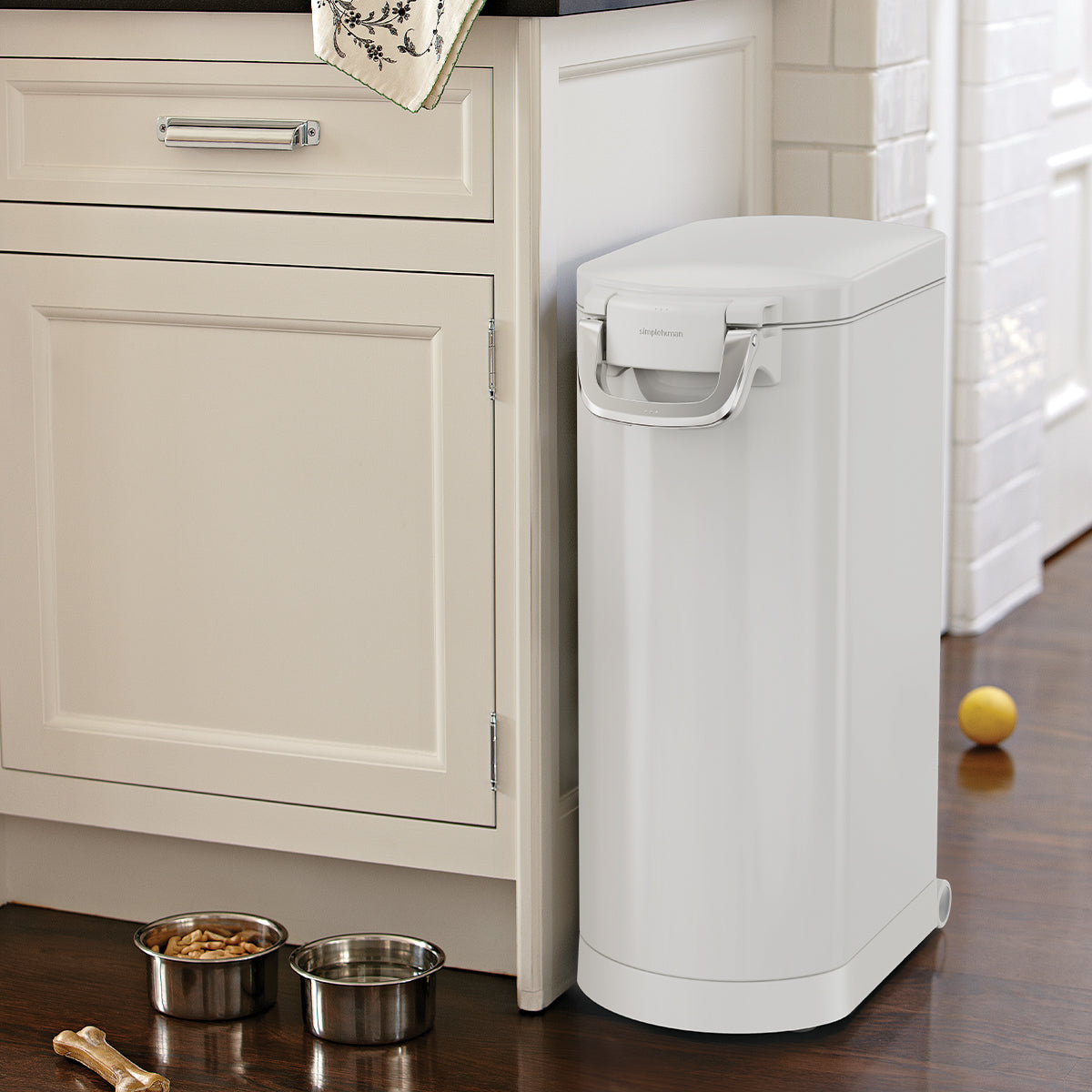 x-large, pet food bin